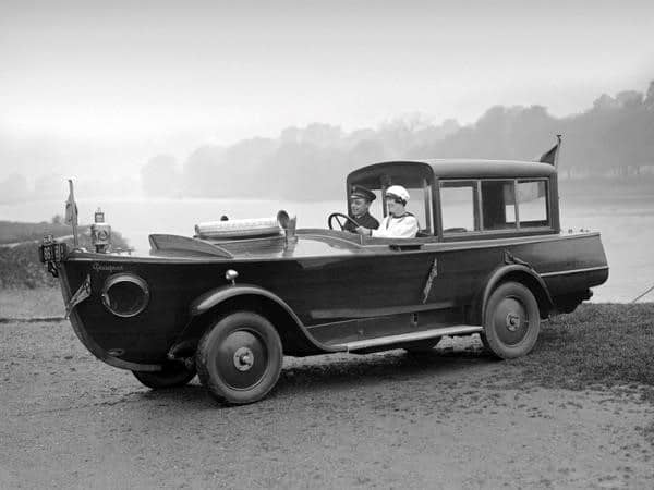 bizzare-looking-cars.jpg