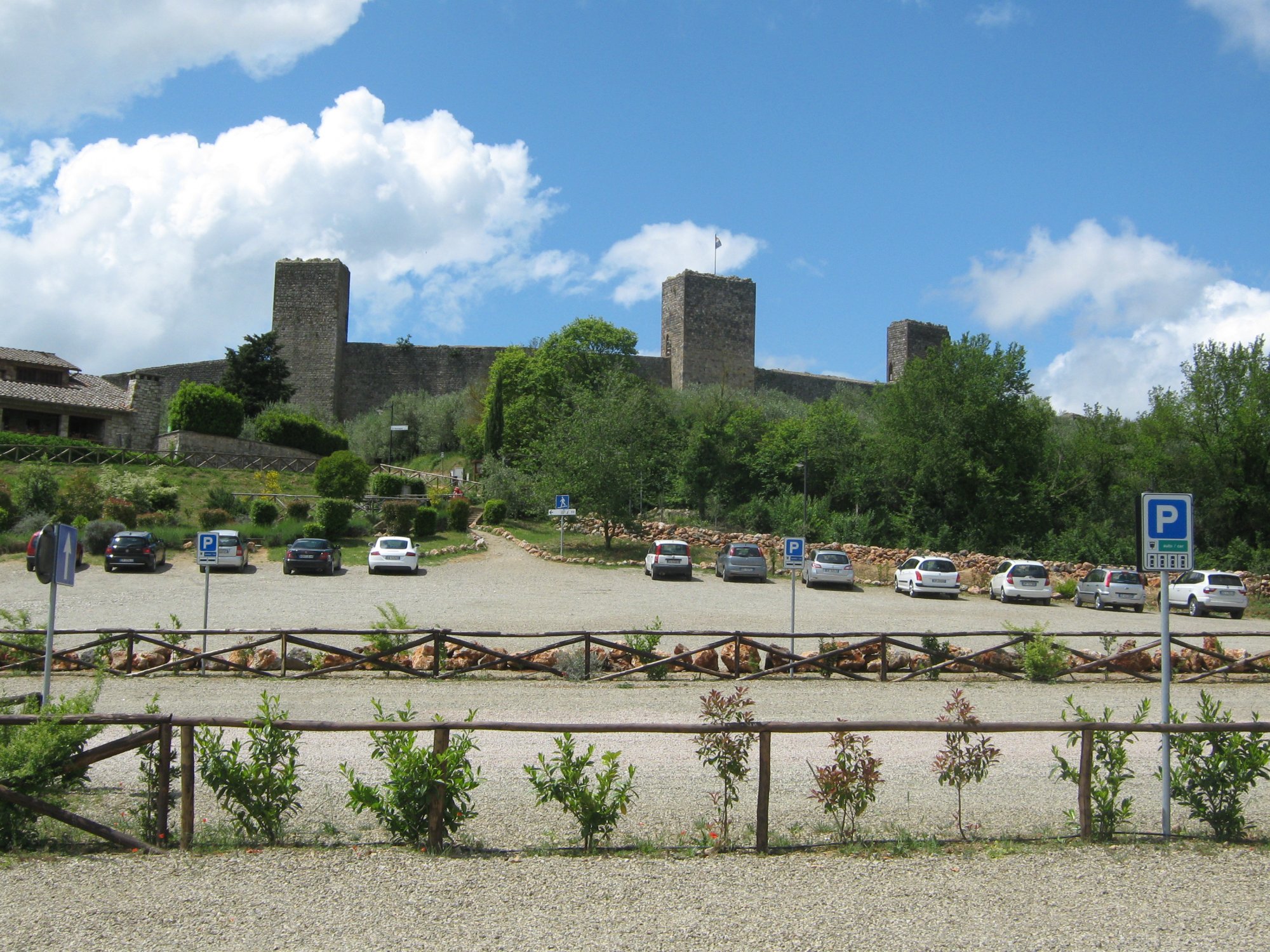 Italy_Tuscany_Monteriggioni Exterior facing North West.jpeg