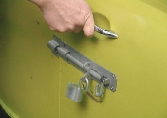 Mr Beans lock.png