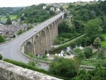 Dinan_(France),_viaduc_over_Rance_river.jpg