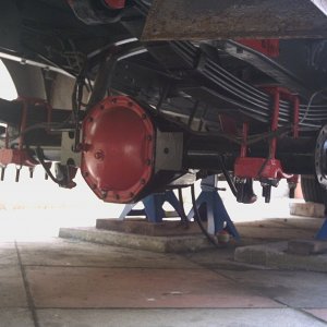 axle in b.jpg